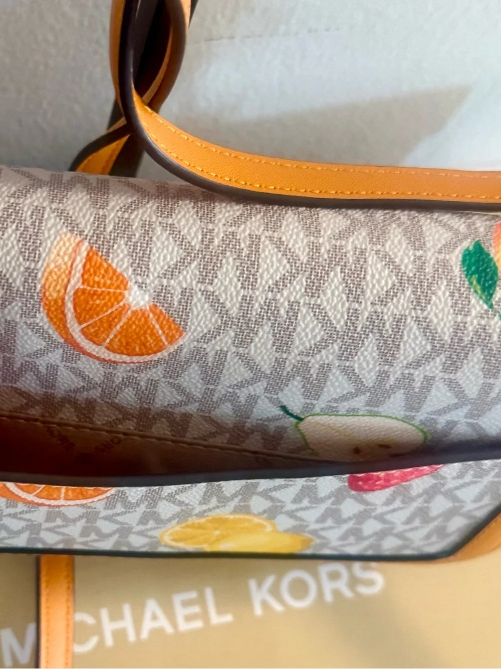 🍊 Michael Kors SOHO Fruit Print Small Pouchette Xbody
